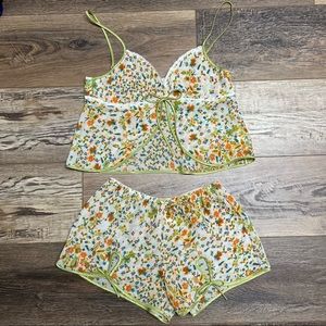 Darling vintage floral sleep set cami and shorts